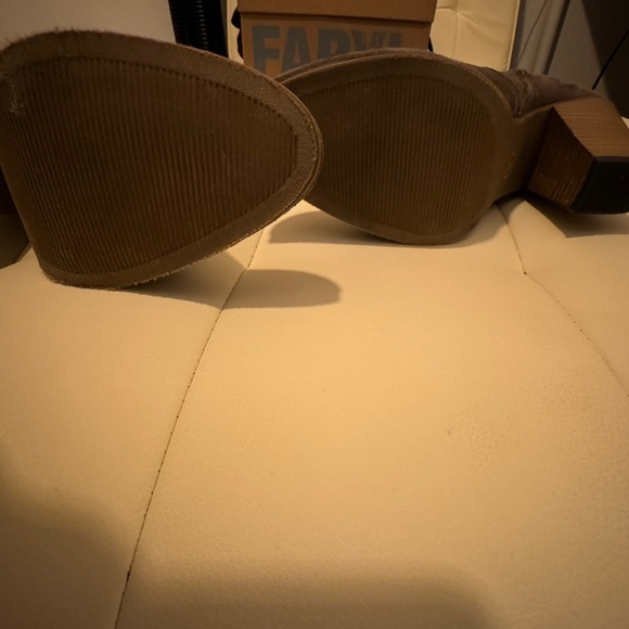 Faryl by Faryl Robin Suede Taupe Gray Knee High Anthropologie Boots. - Picture 3 of 5